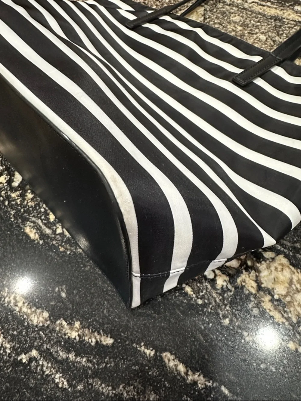 Kate Spade Striped Tote – NWT – Plush Charm – Classic & Playful